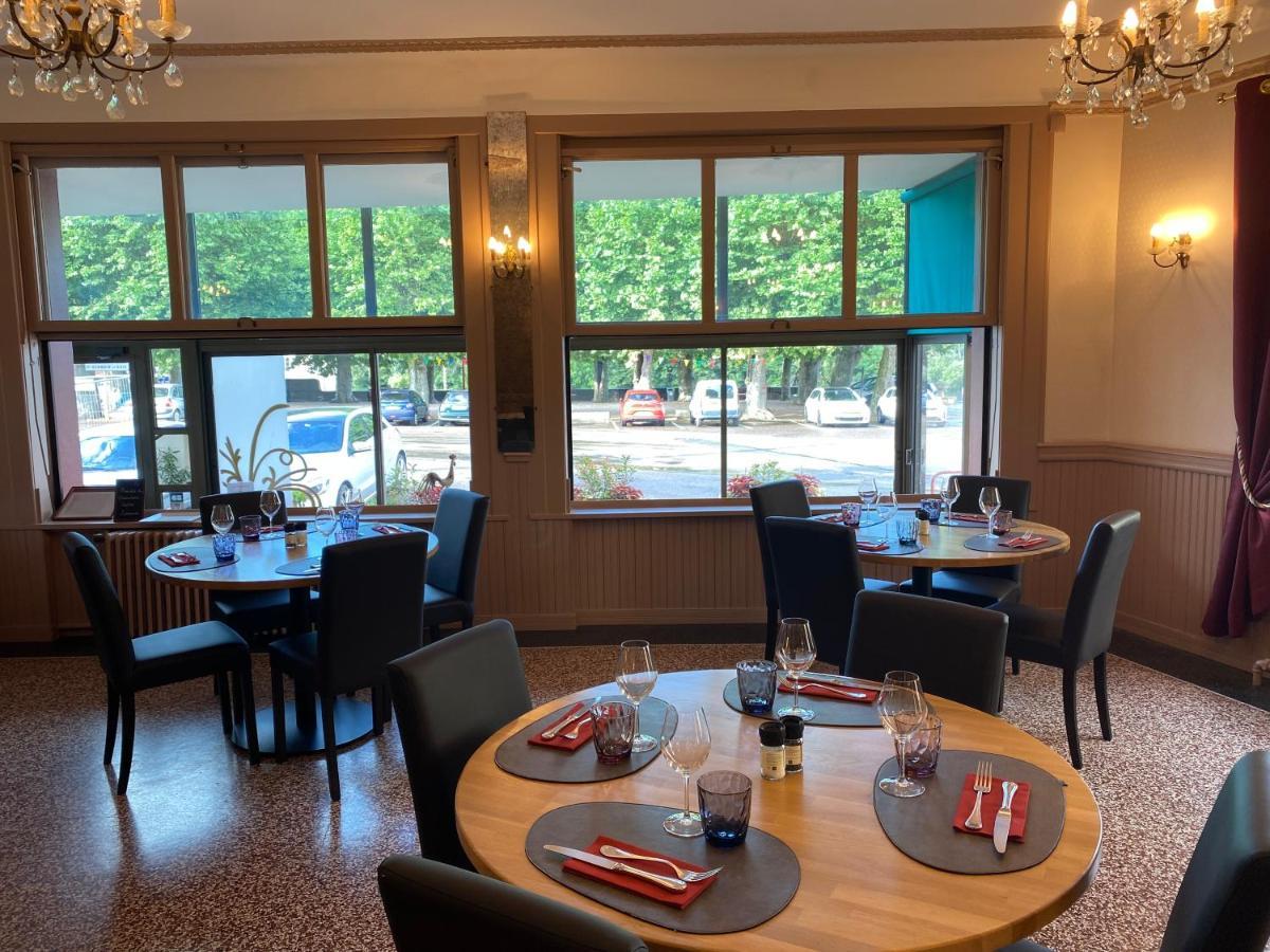 Hotel-Restaurant Les Trois Maures Verdun-sur-le-Doubs Ngoại thất bức ảnh